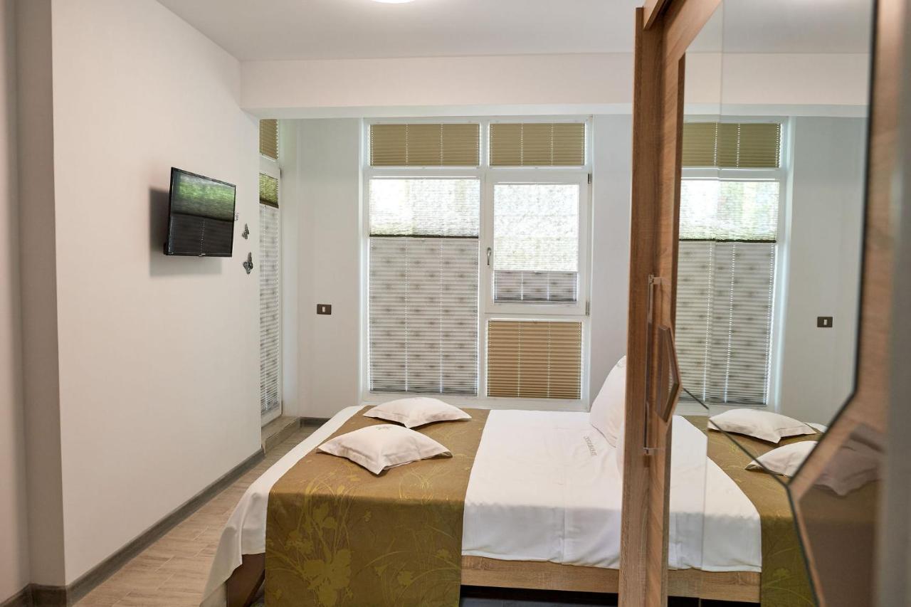 Crystal 26 Apartment - Spa Pool Beach Resort Năvodari Buitenkant foto